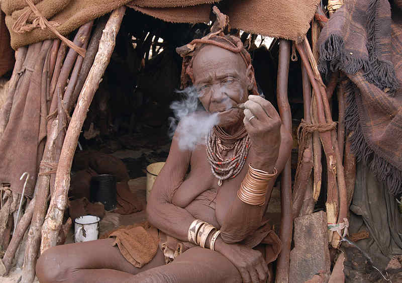 戈巴族人图片